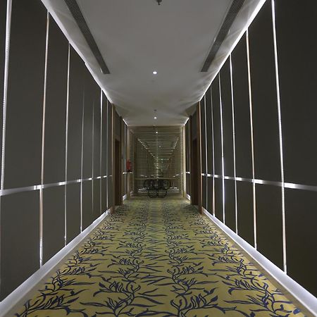 Dar Hashim Hotel Suites - Alnuzha Riyadh Bagian luar foto