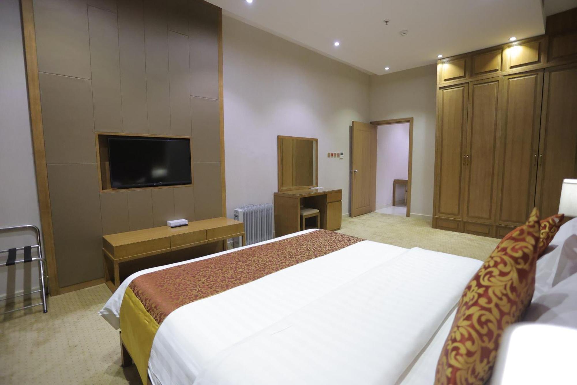 Dar Hashim Hotel Suites - Alnuzha Riyadh Bagian luar foto